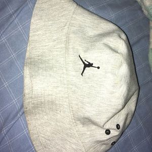 Jordan Kango hat